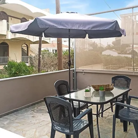 Beautiful In Corinth With Kitchen * Melíssion
