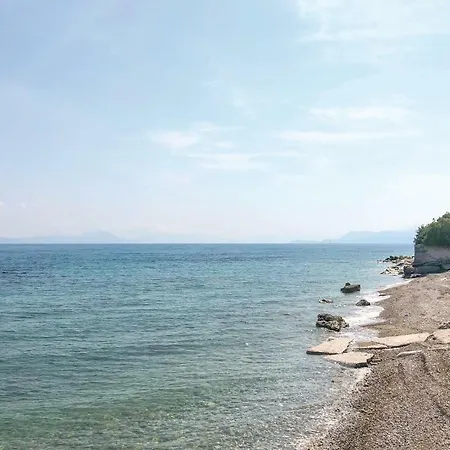 公寓 Beautiful In Corinth With Kitchen 梅里逊